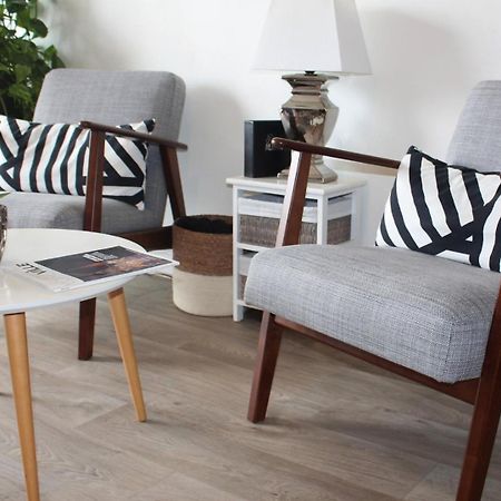 Le Clos Pichot - Studio Avec Balcon, Parking Prive - 5Mn Gare Chartres Exterior foto