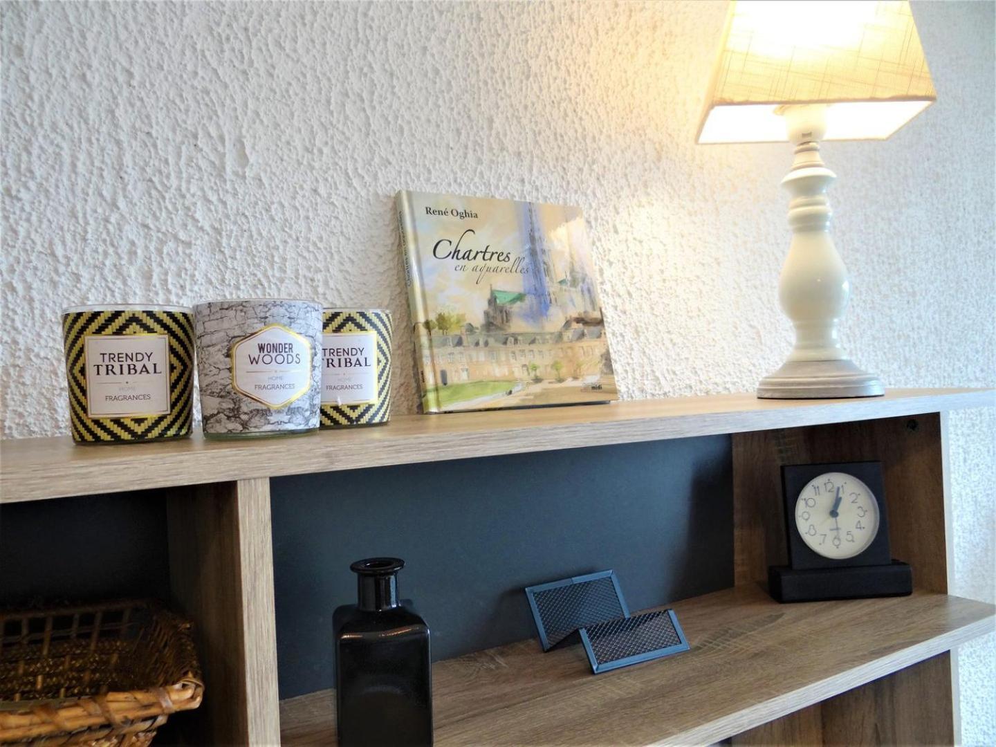 Le Clos Pichot - Studio Avec Balcon, Parking Prive - 5Mn Gare Chartres Exterior foto