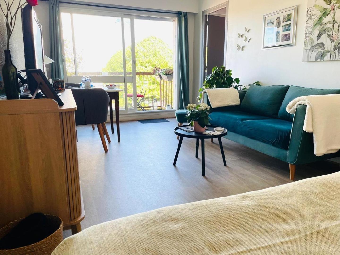 Le Clos Pichot - Studio Avec Balcon, Parking Prive - 5Mn Gare Chartres Exterior foto